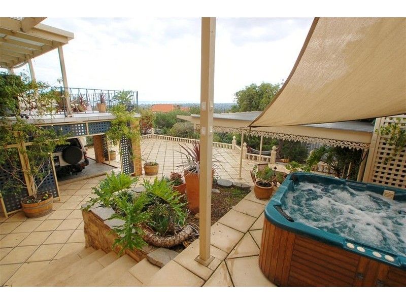 36 Grand View Drive, Seacombe Heights SA 5047