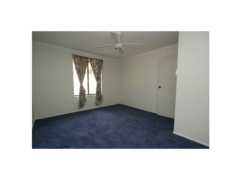 15 Chifley Crescent, Trott Park SA 5158