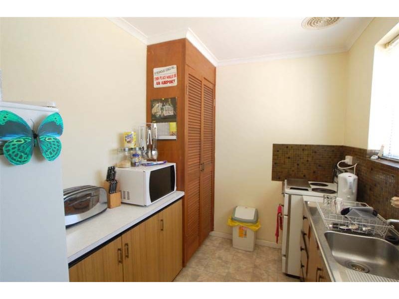 6/15 Booth Avenue, Morphett Vale SA 5162