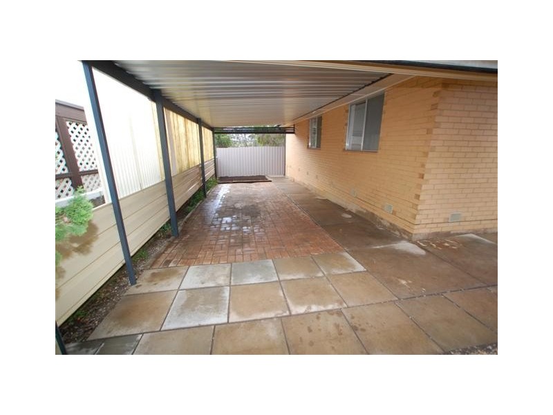 177 Black Road, Flagstaff Hill SA 5159