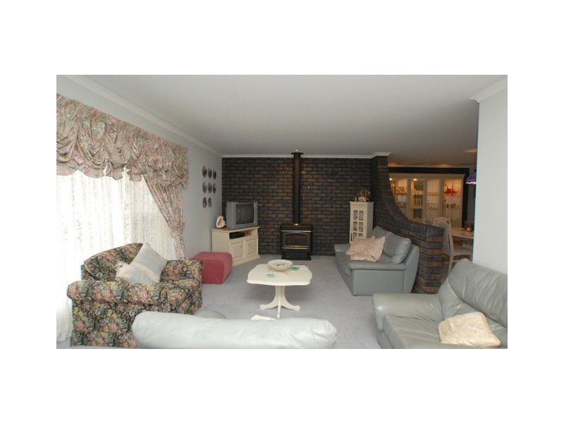 5 Charlson Rise, Happy Valley SA 5159