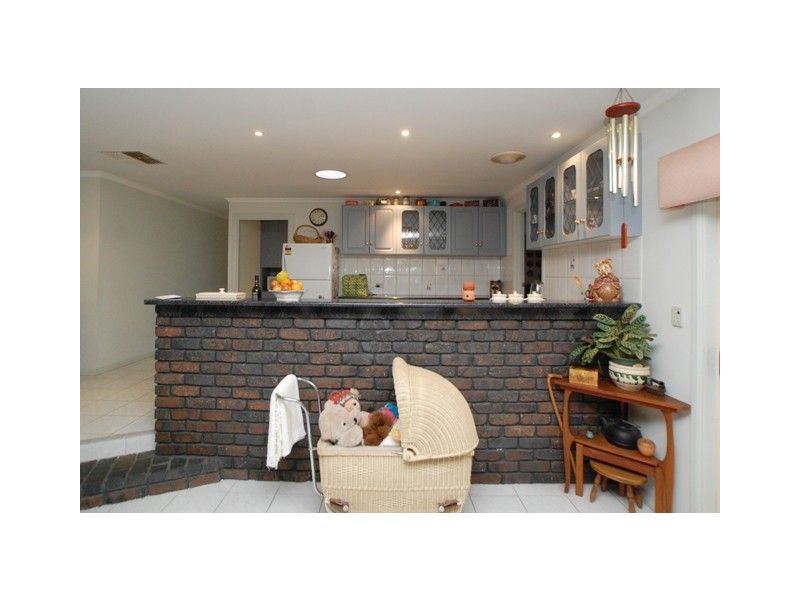 5 Charlson Rise, Happy Valley SA 5159