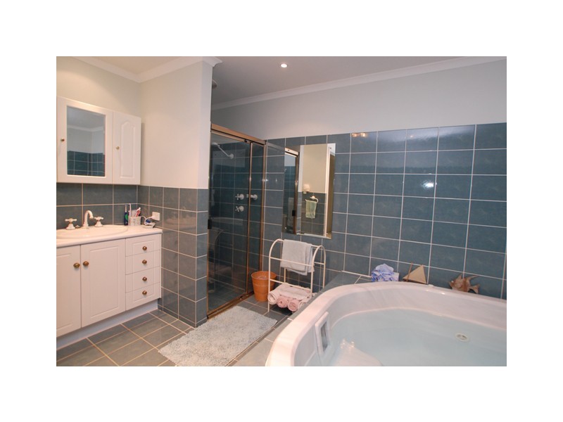 5 Charlson Rise, Happy Valley SA 5159