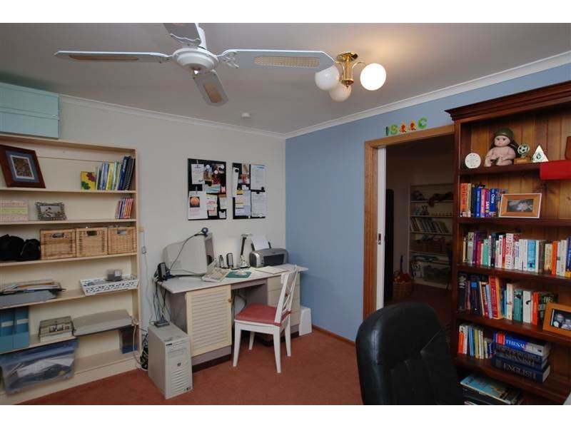 53 Delta Crescent, Aberfoyle Park SA 5159