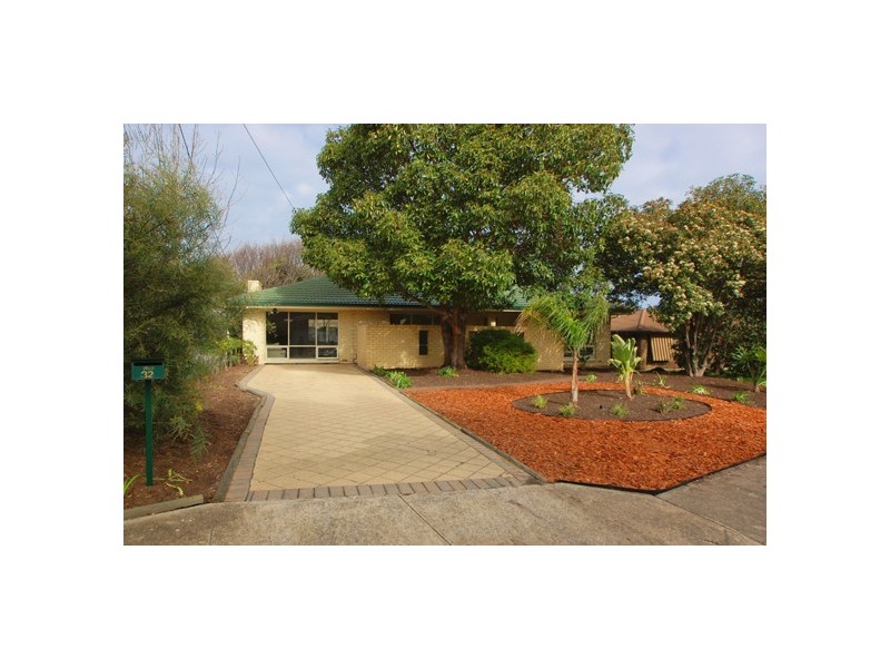 32 Riordan Street, Morphett Vale SA 5162