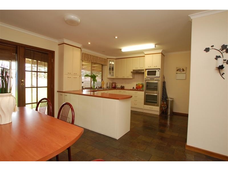 3 Rome Tce, Aberfoyle Park SA 5159