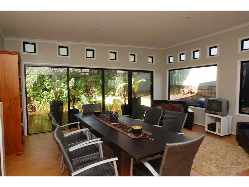 17 Dew Street, Aberfoyle Park SA 5159
