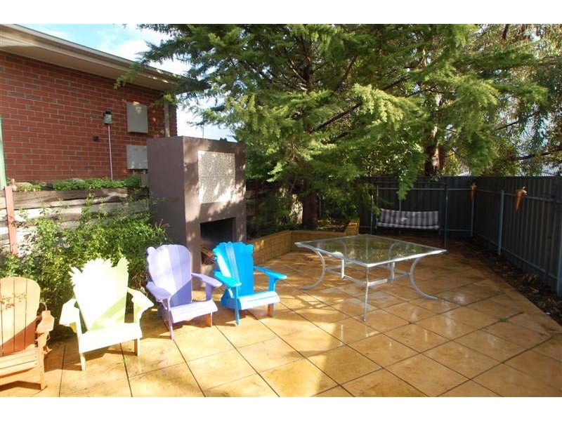 17 Dew Street, Aberfoyle Park SA 5159