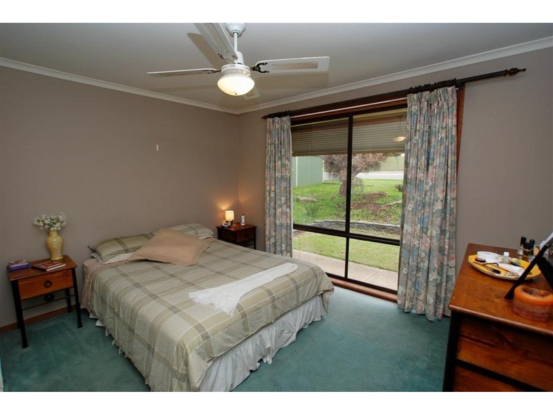 12 Cambridge Street, Port Noarlunga South SA 5167