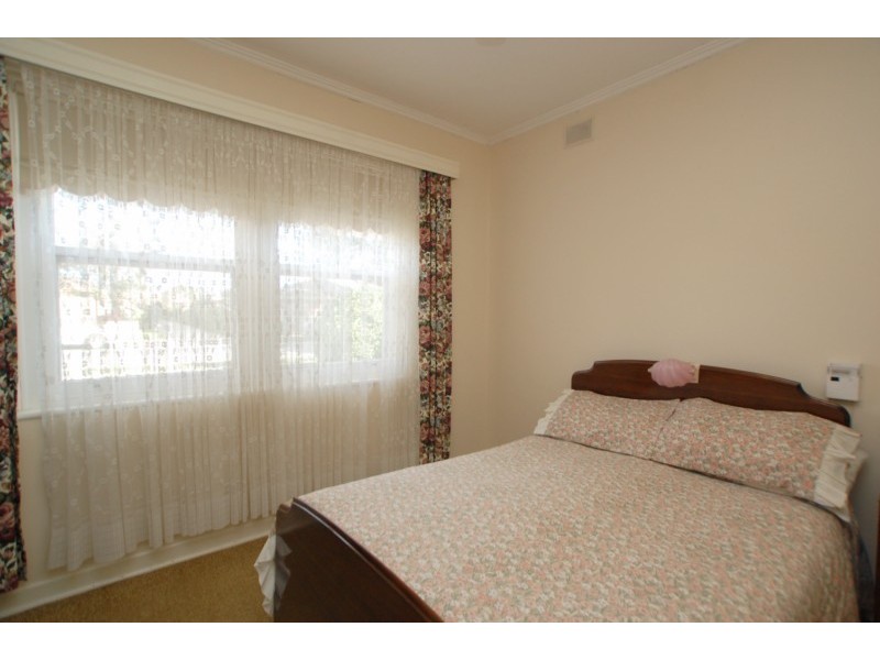 11 Sixth Avenue, Ascot Park SA 5043