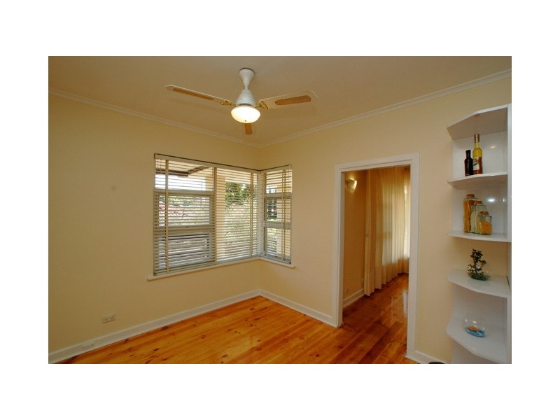 5 Padget Place, Morphett Vale SA 5162