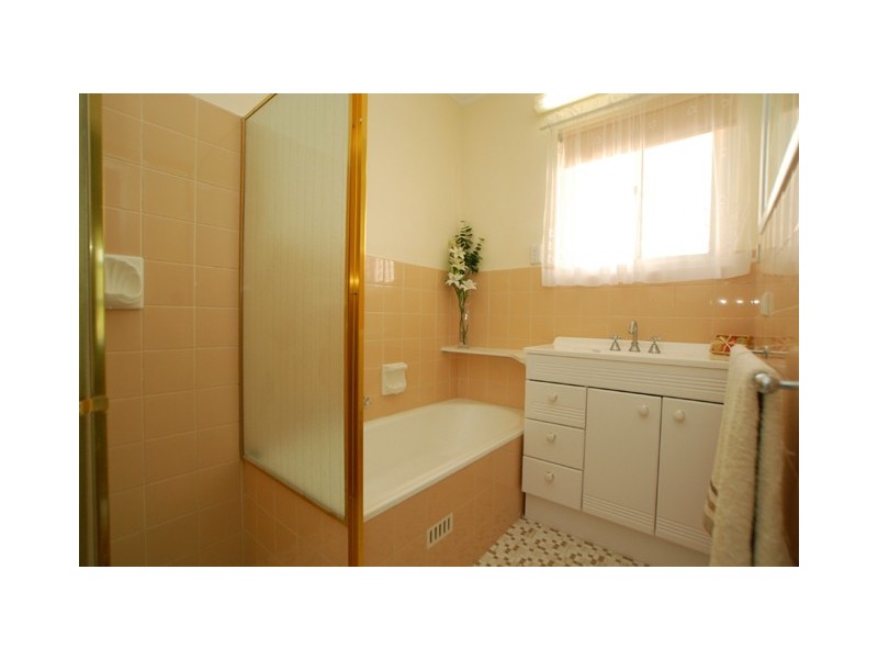 5 Padget Place, Morphett Vale SA 5162