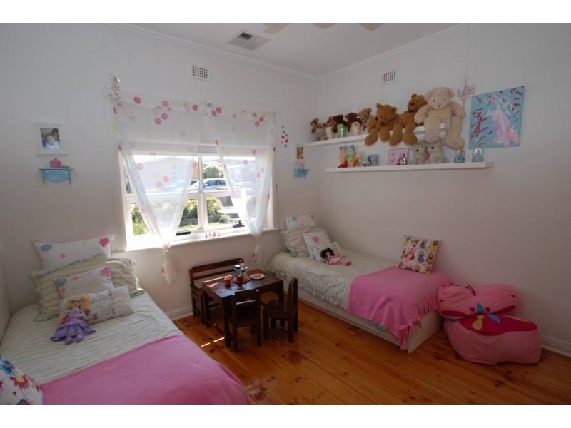41 Hulbert st, Hove SA 5048