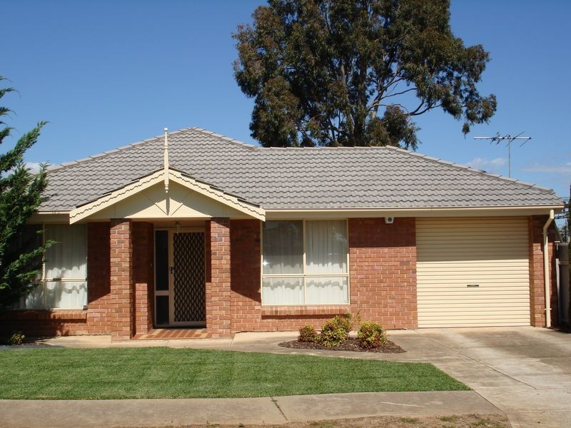 18 Wood Street, Ascot Park SA 5043