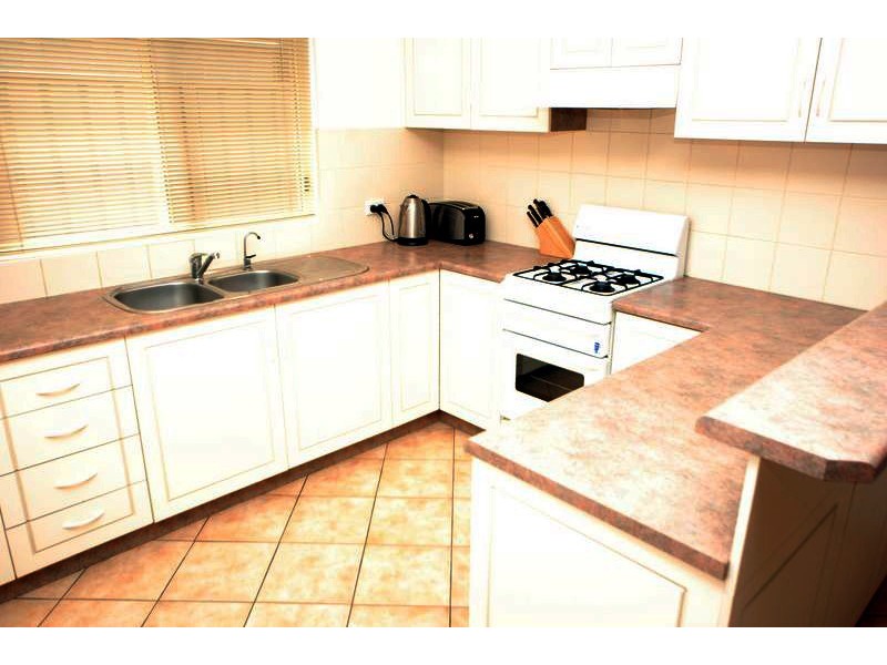 18 Wood Street, Ascot Park SA 5043