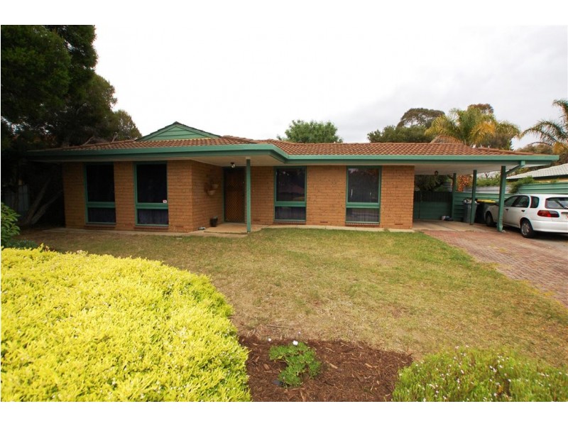 12 Sandpiper Cres, Aberfoyle Park SA 5159