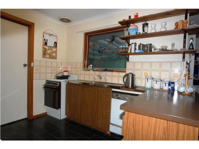 12 Sandpiper Cres, Aberfoyle Park SA 5159