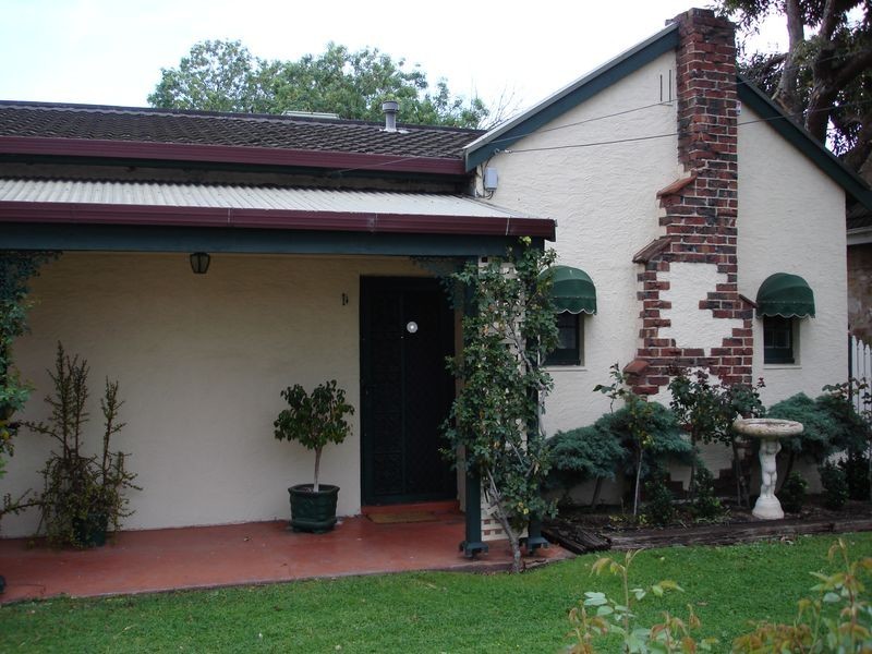 32 Kent Road, Keswick SA 5035