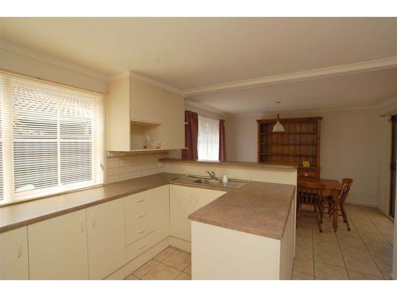 22 Carrickalinga Blvd, Aberfoyle Park SA 5159