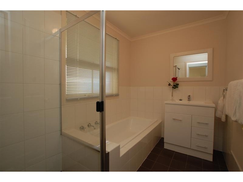 22 Carrickalinga Blvd, Aberfoyle Park SA 5159