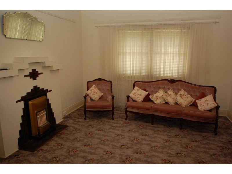 12 Moldavia Street, Glandore SA 5037