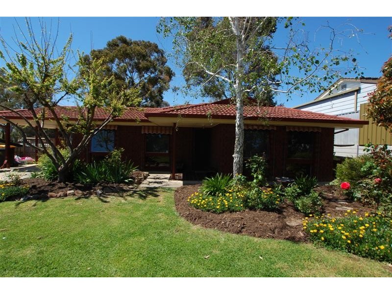 24 Garnet Crescent, Flagstaff Hill SA 5159