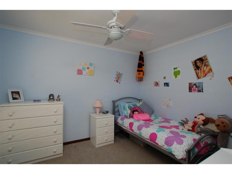 24 Garnet Crescent, Flagstaff Hill SA 5159