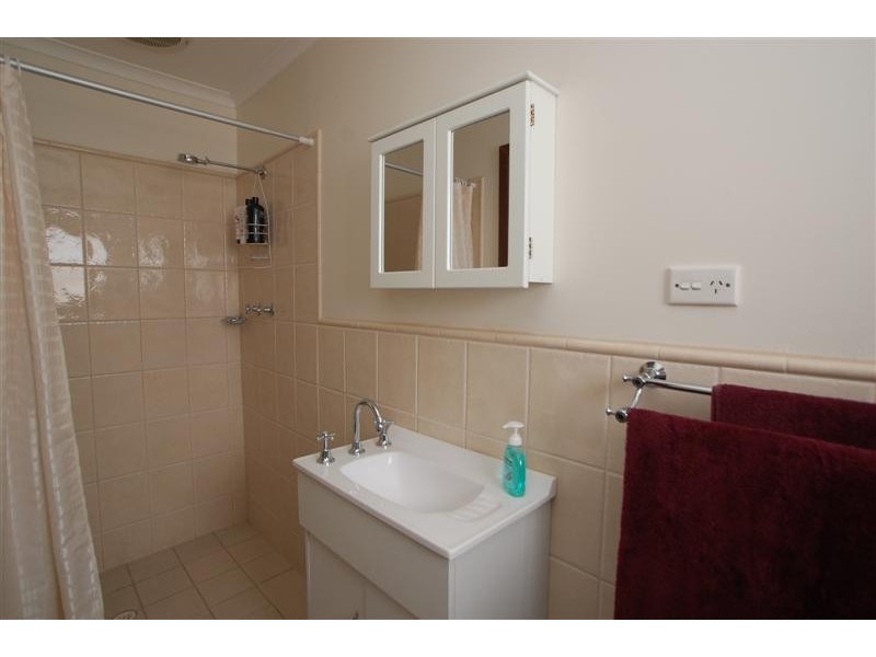 24 Garnet Crescent, Flagstaff Hill SA 5159