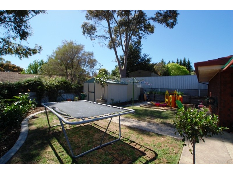 24 Garnet Crescent, Flagstaff Hill SA 5159