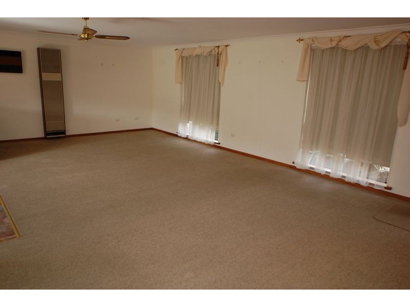 1-2 Wallala Avenue, Park Holme SA 5043