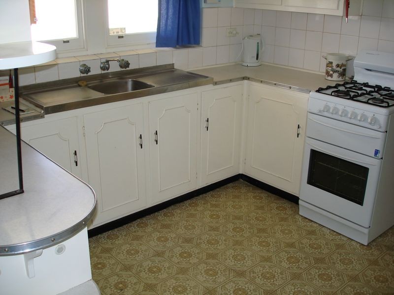 35 Oakleigh Road, Marion SA 5043