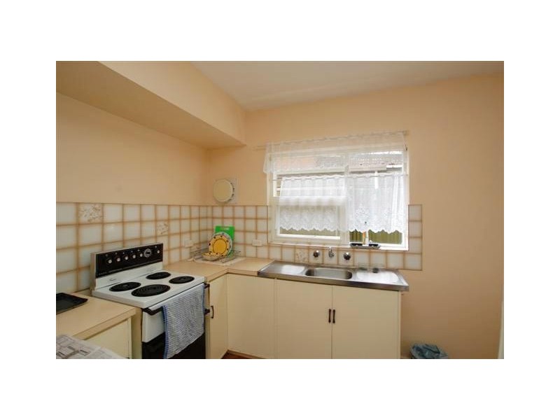 2/24 Davenport Tce, Seacliff Park SA 5049