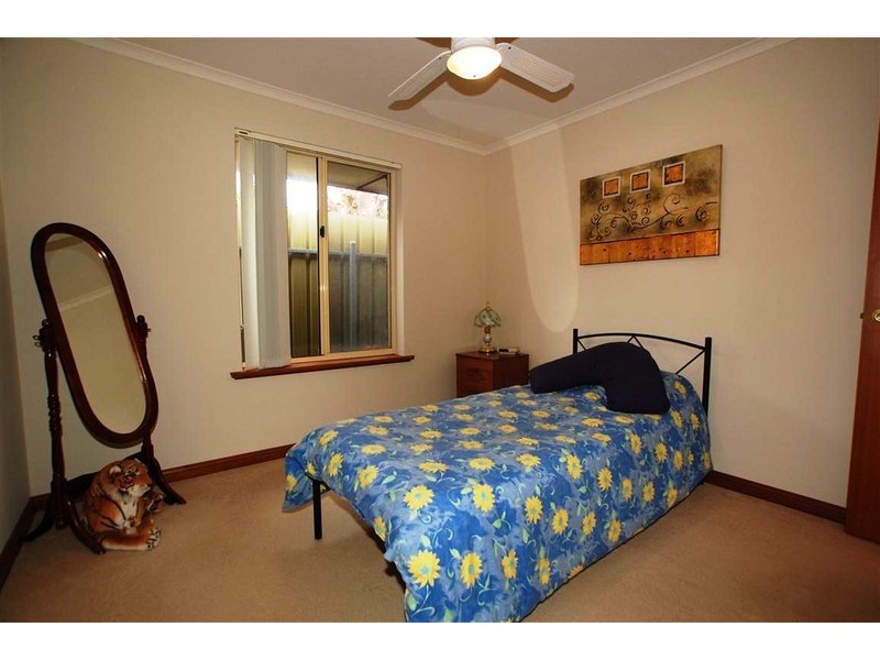 40 Knox Drive, Woodcroft SA 5162