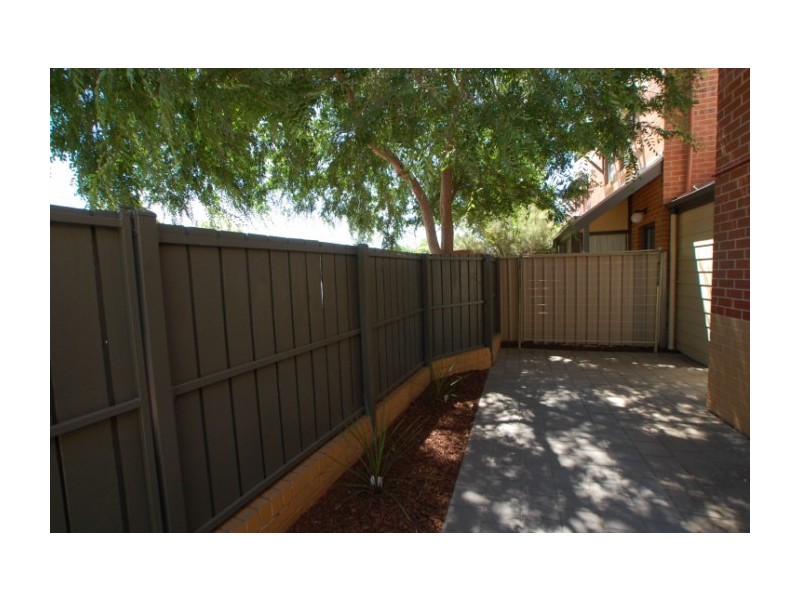2/29 Henley Beach Road, Mile End SA 5031