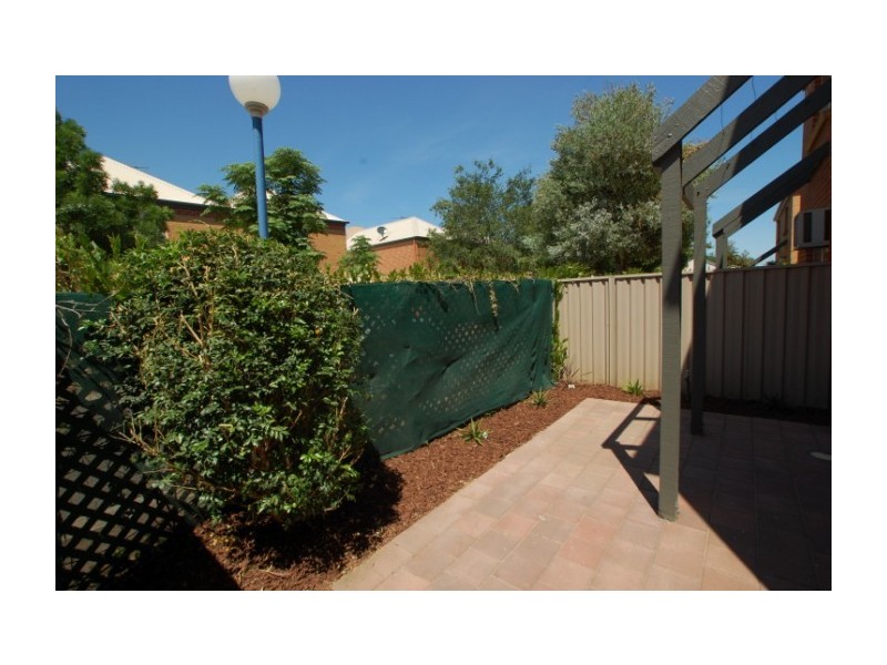 2/29 Henley Beach Road, Mile End SA 5031