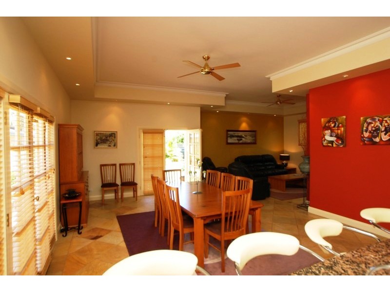 2 Swinburne Ave, Plympton Park SA 5038