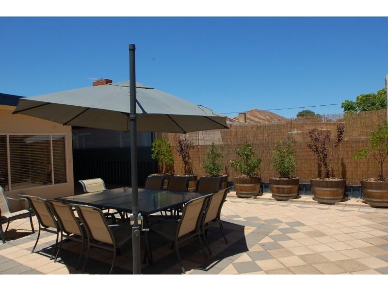 2 Swinburne Ave, Plympton Park SA 5038