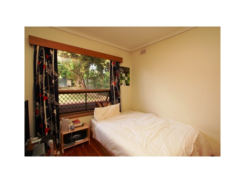 15  Regency Road, Happy Valley SA 5159