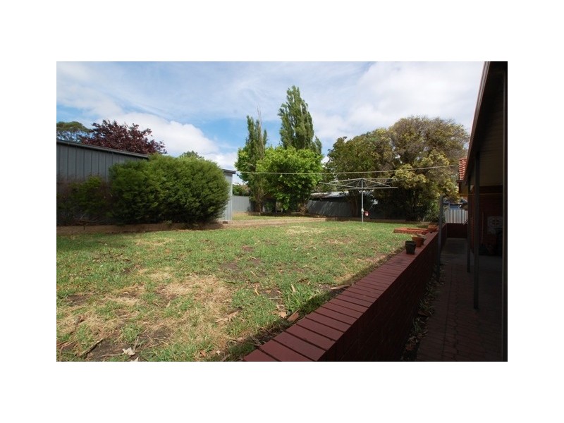 15  Regency Road, Happy Valley SA 5159