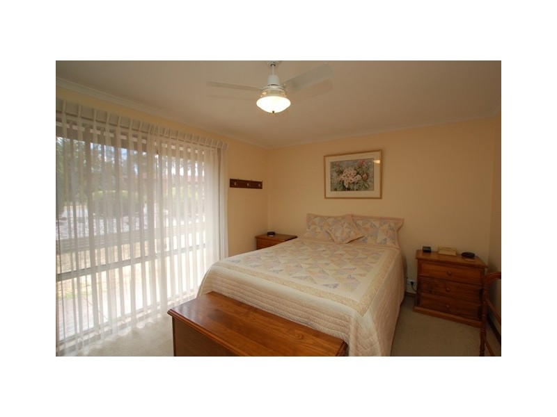 2 Sheoak Crescent, Aberfoyle Park SA 5159