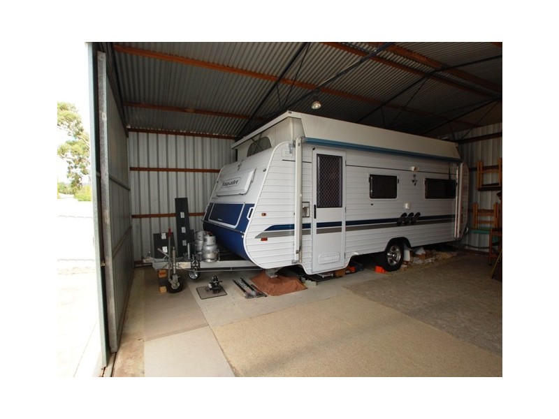 2 Sheoak Crescent, Aberfoyle Park SA 5159