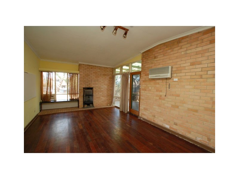 24 Longview Crescent, O’halloran Hill SA 5158