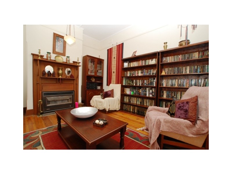 18 Pasquin Street, Glenelg North SA 5045