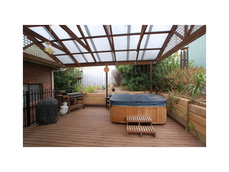 12 Opie Street, Aberfoyle Park SA 5159