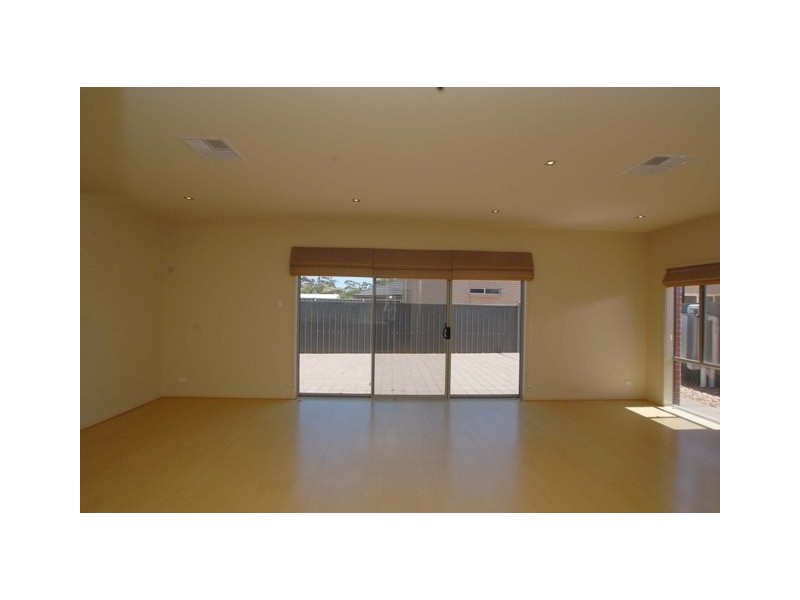 15B Albany Close, Oaklands Park SA 5046