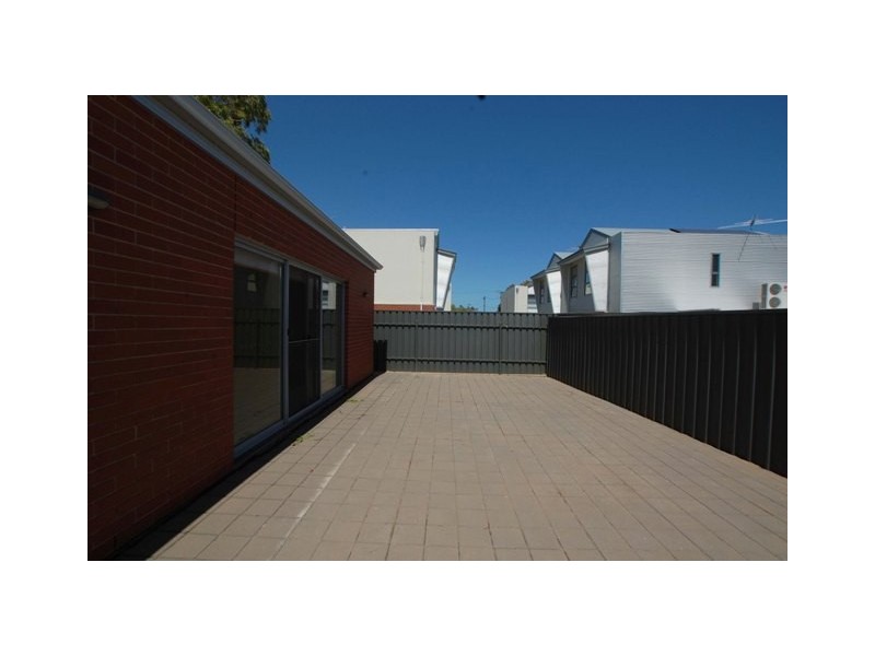 15B Albany Close, Oaklands Park SA 5046