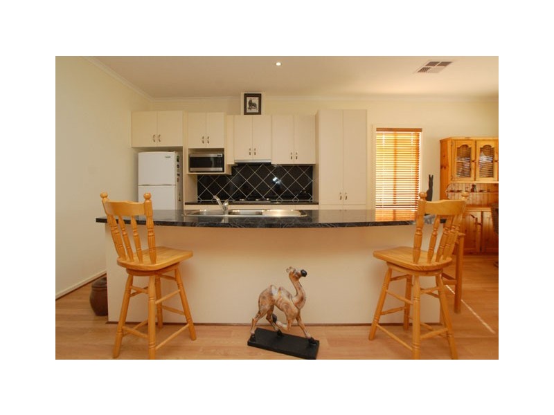 9 Eurunderee Avenue, Seacombe Gardens SA 5047
