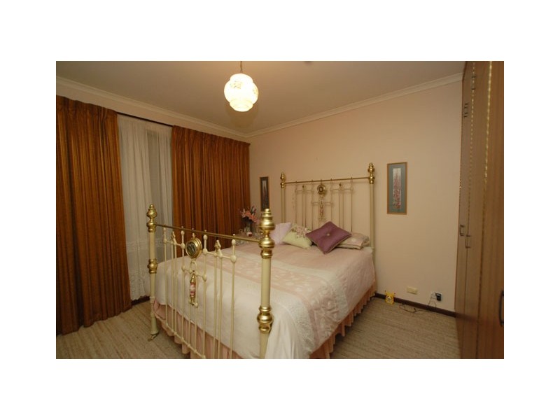 49 Warri Parri Drive, Flagstaff Hill SA 5159