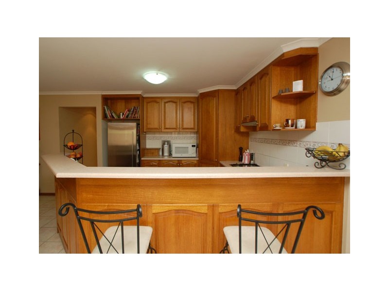 56  Estate Drive, Flagstaff Hill SA 5159