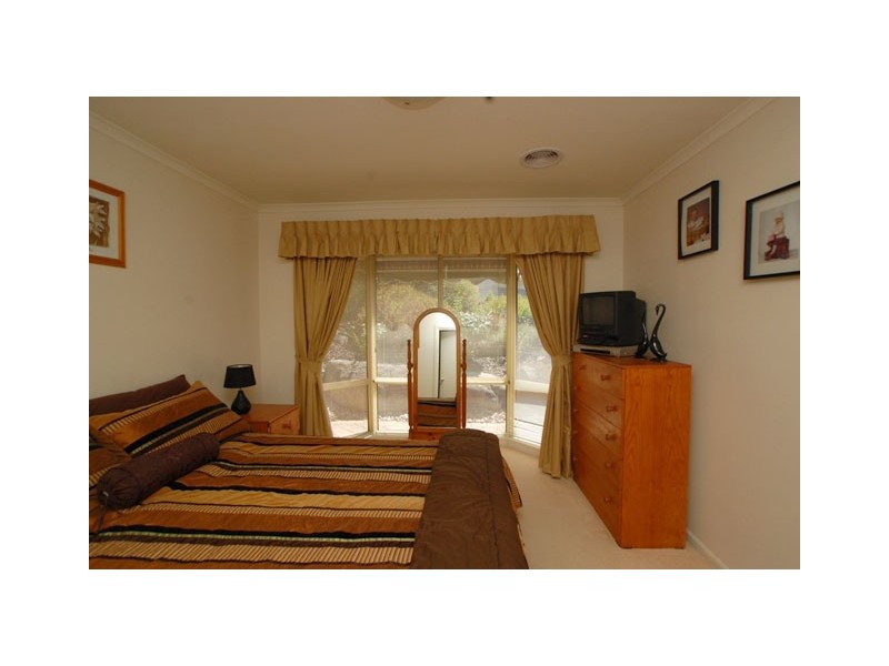 12 Glen Eyre Court, Aberfoyle Park SA 5159